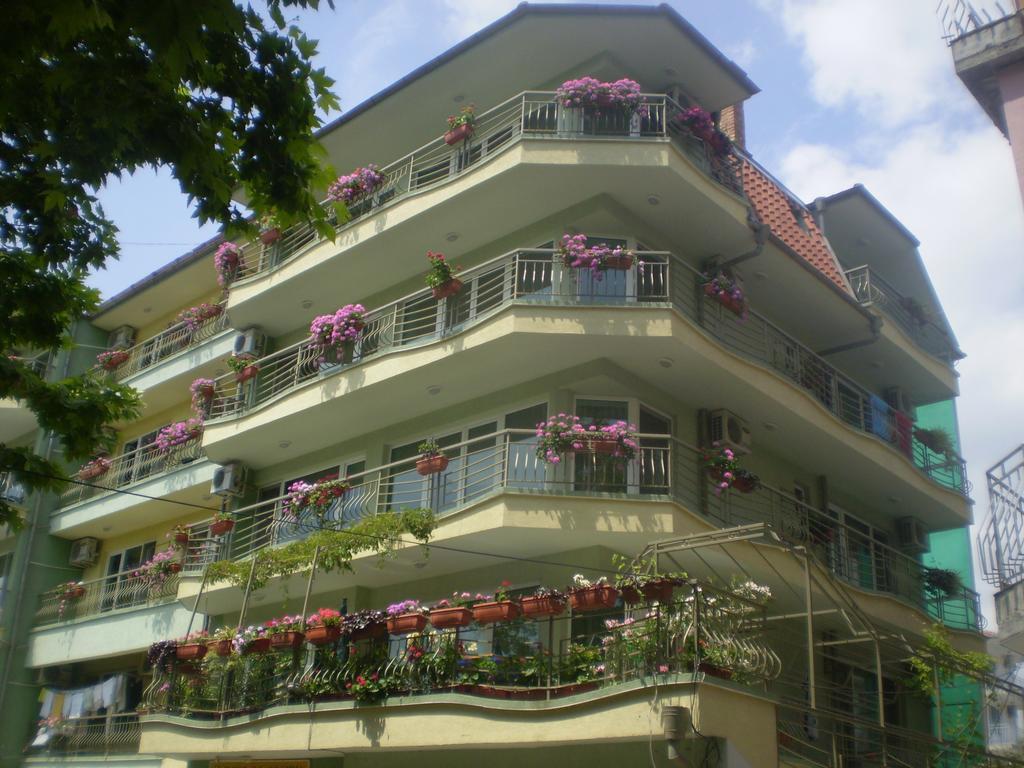 Guest House ,, Ekaterina" Nesebar Exterior photo